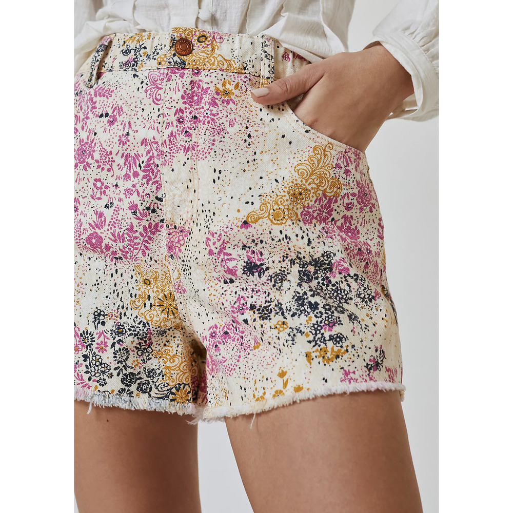 NEW Anthropologie Pilcro Floral Printed High Waist Short